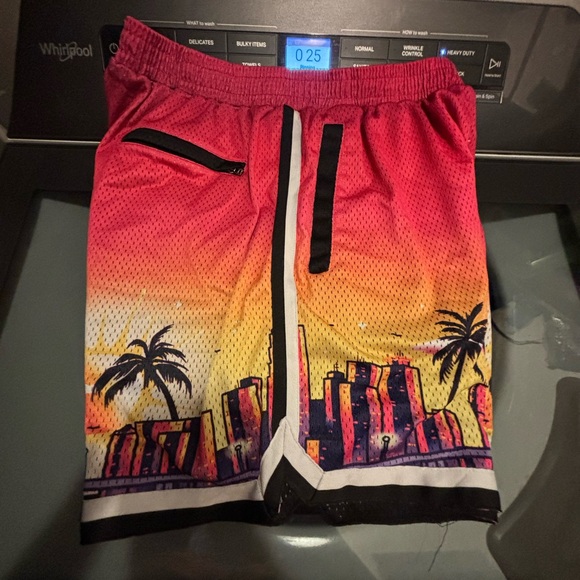 ROLLING LOUD AUTHENTIC ON COURT FLYER SHORTS - Picture 5 of 9